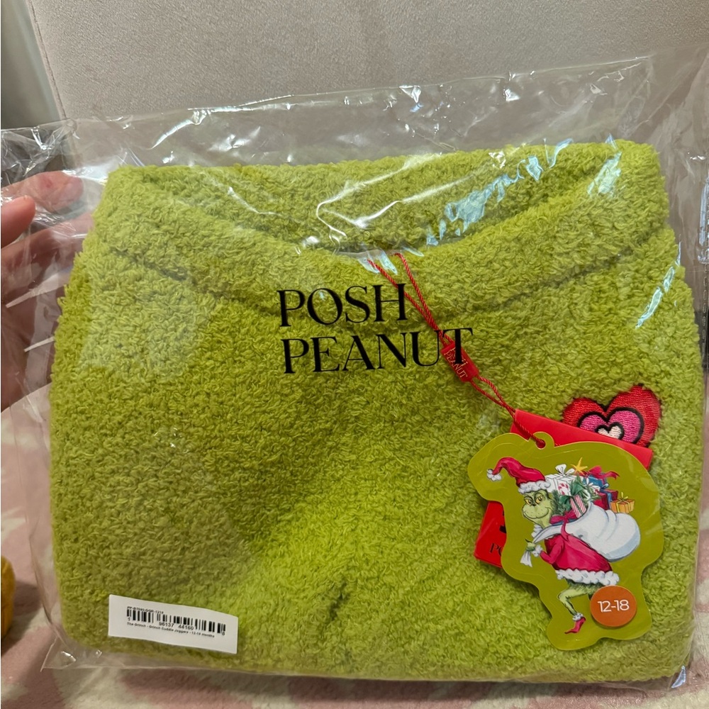 Posh peanut grinch cuddle joggers